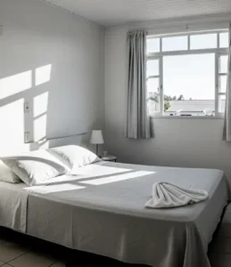 Liste 3 motéis no centro de BH na rua Tupis