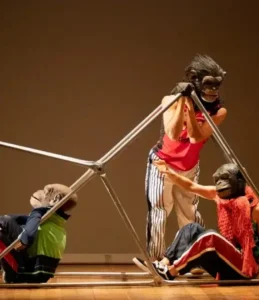 Espetáculo Instinto do Coletivo Gompa estreia em BH